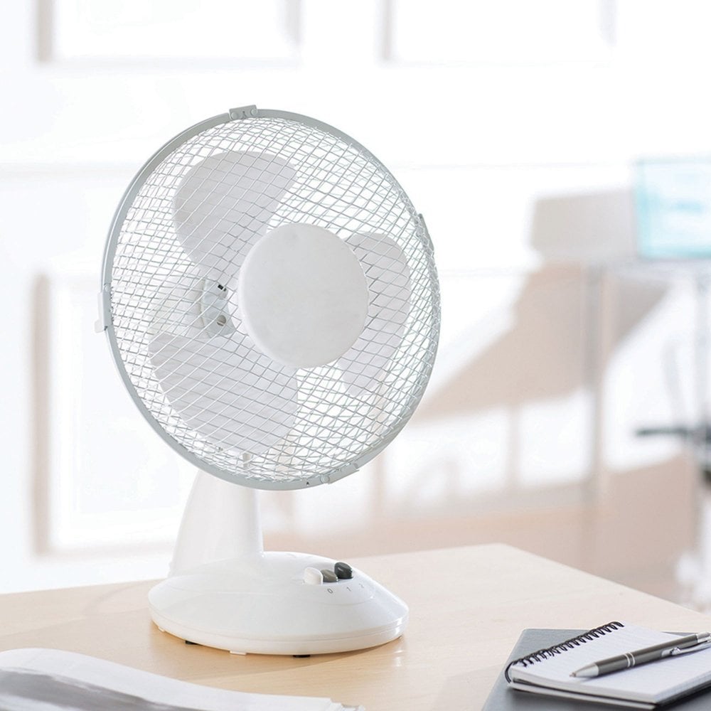 9" White Desktop Fan