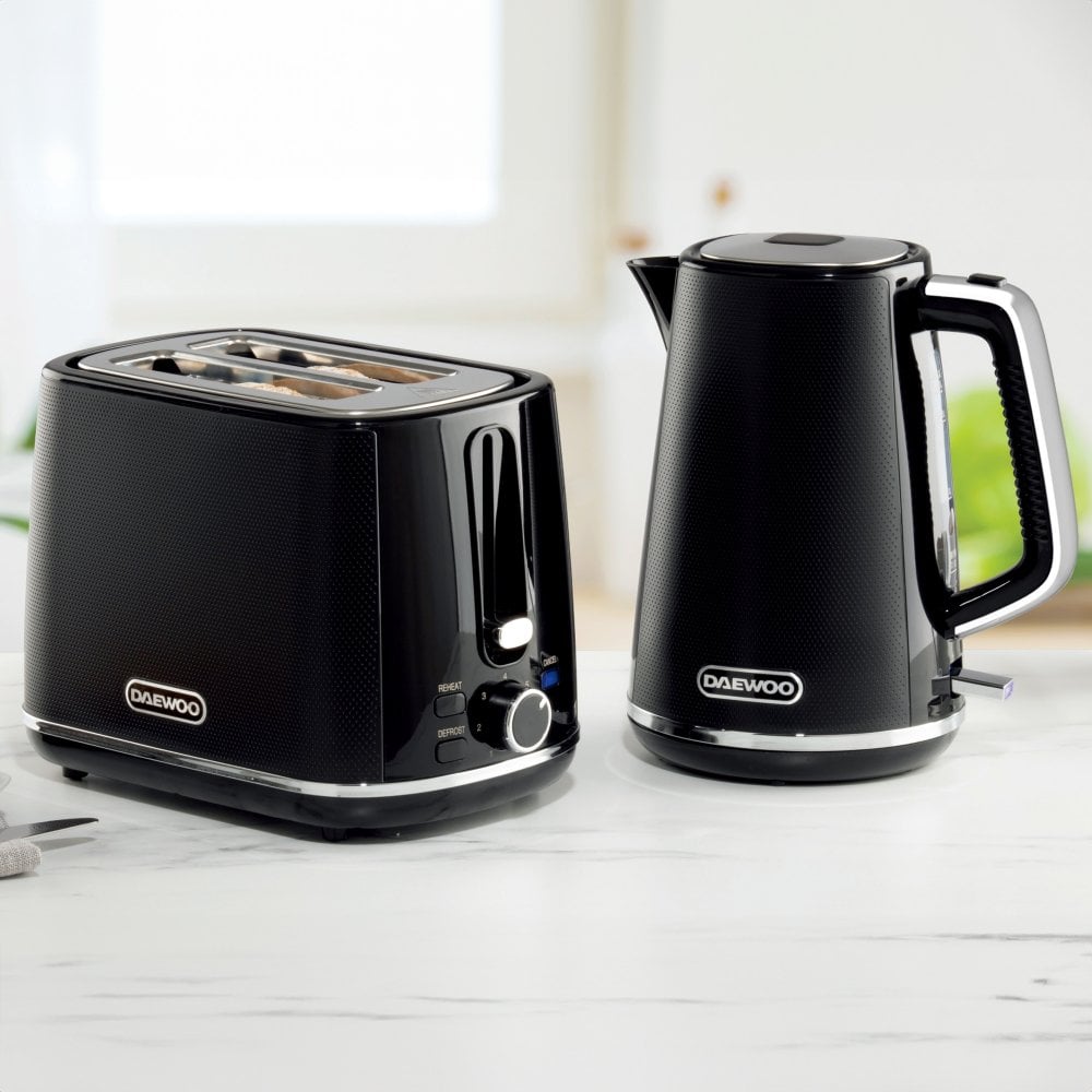 Black Stirling 2 Slice Toaster