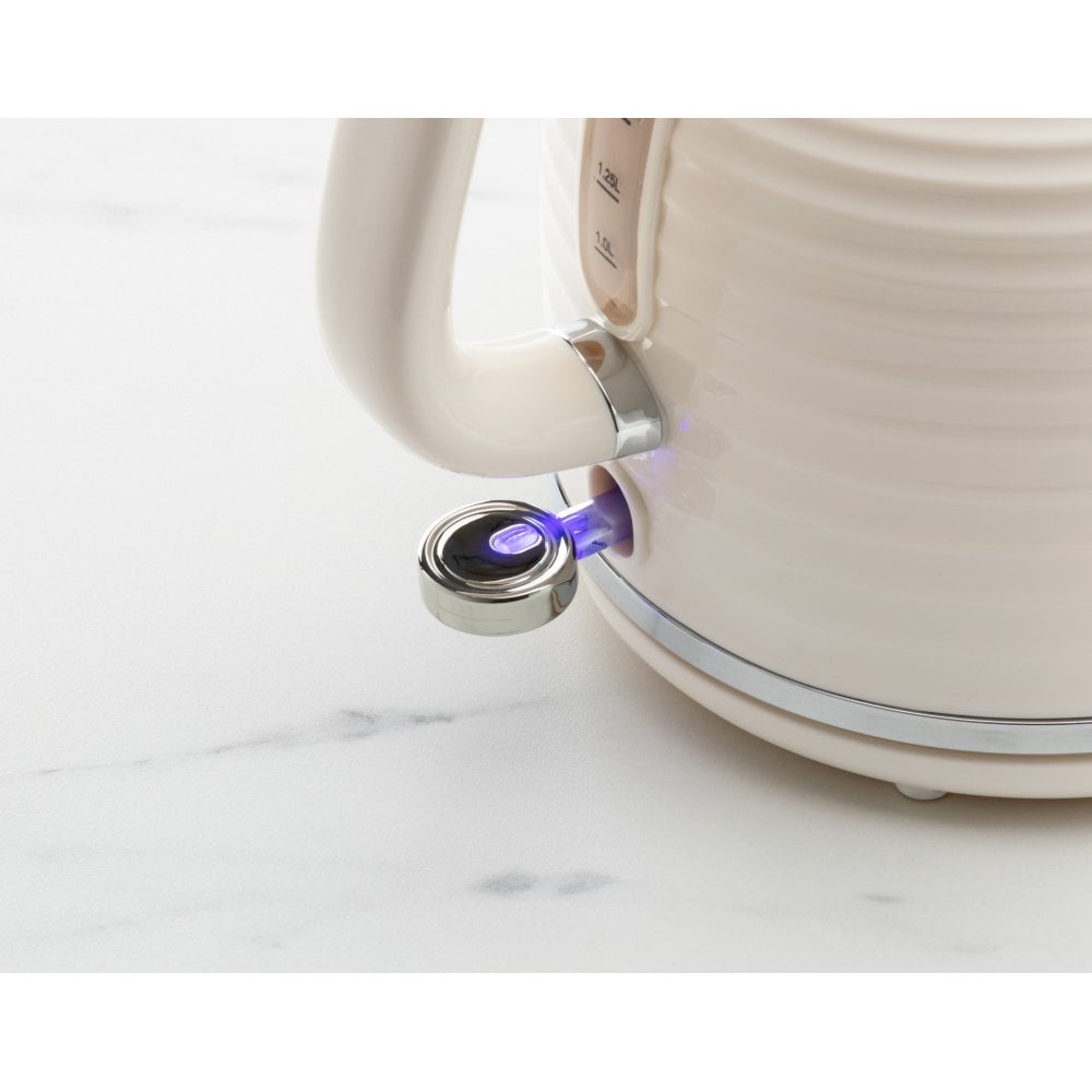 Cream Sienna 1.7L Jug Kettle