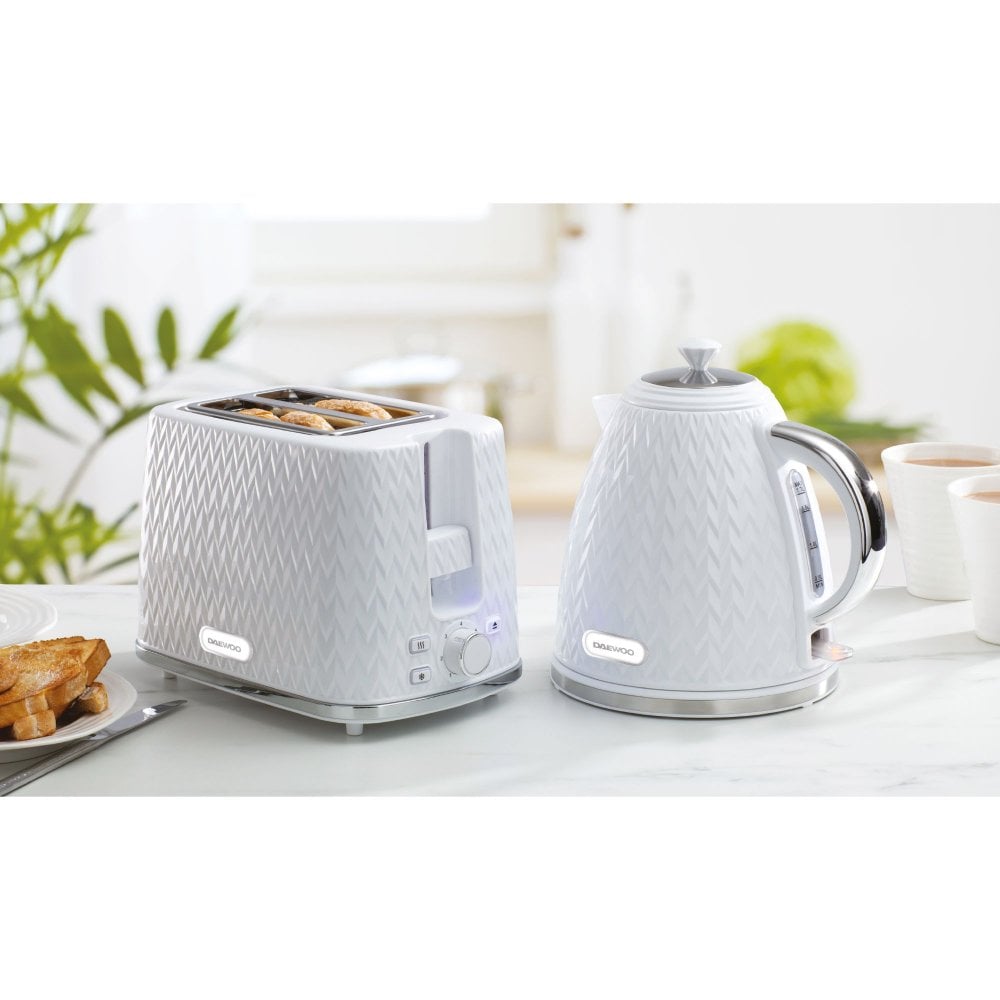 White Argyle 1.7L Jug Kettle