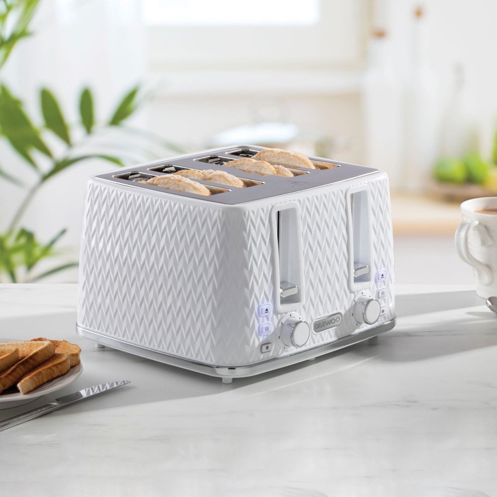 White Argyle 4 Slice Toaster