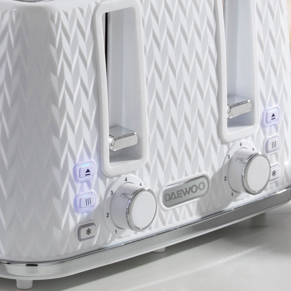 White Argyle 4 Slice Toaster