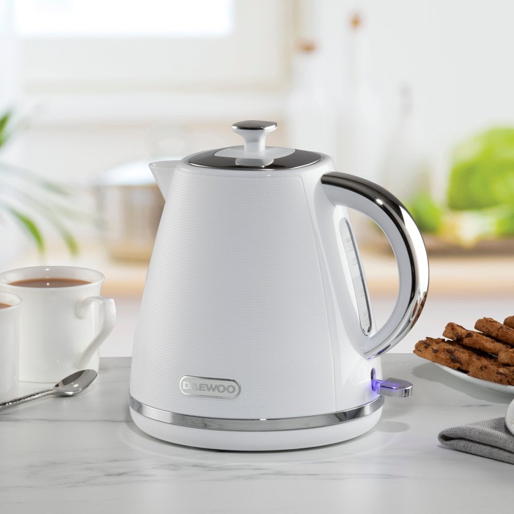 White Stirling 1.7L Pyramid Kettle