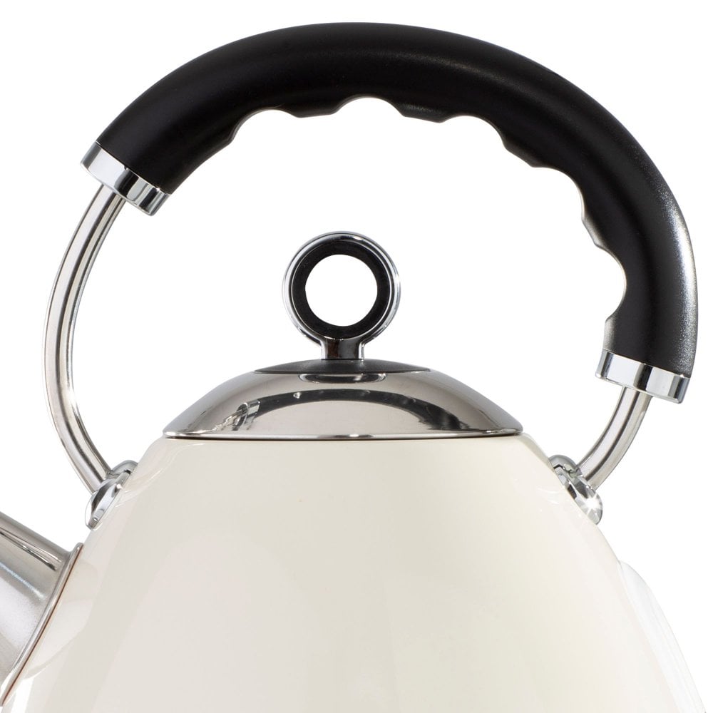 Cream Kensington 1.7L Pyramid Kettle